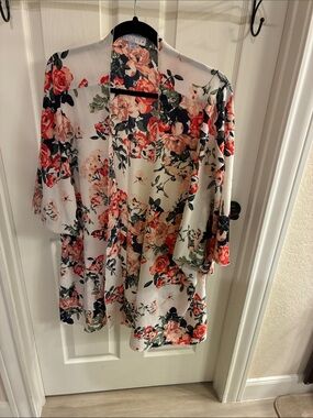 Floral Open Front Kimono Cardigan - Cream with Coral & Navy Flowers